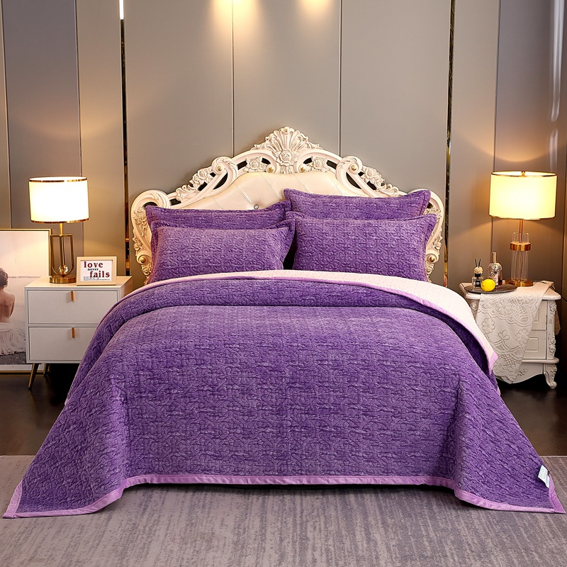 涟漪-罗兰紫：水波纹色织牛奶绒床盖三件套