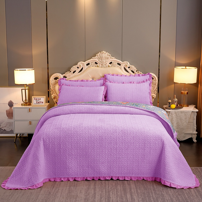 暖馨-浅紫：纯色小花边牛奶绒床盖三件套